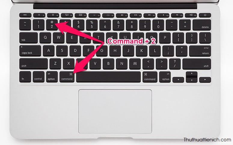 Trên máy tính chạy hệ điều hành macOS (Macbook), để viết chữ @, bạn nhấn tổ hợp phím Command + phím số 2