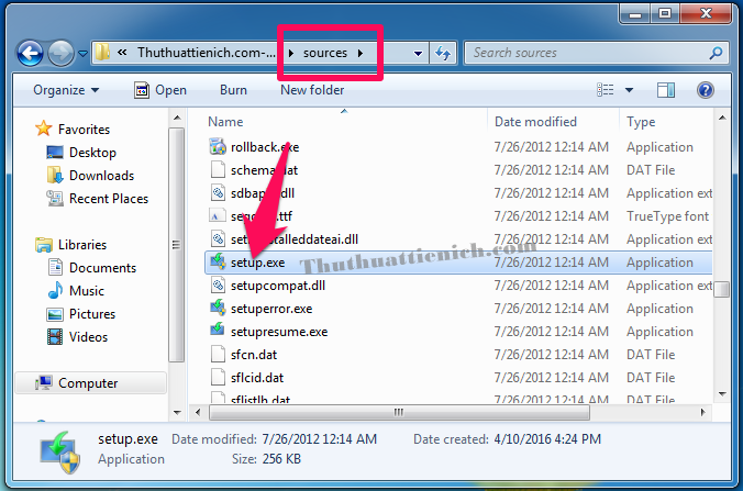 Mở thư mục sources trong thư mục vừa giải nén, chạy file setup.exe