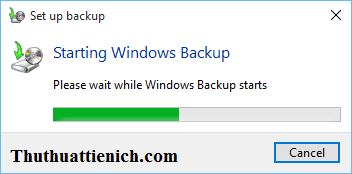 Chờ chút để Windows Backup khởi chạy