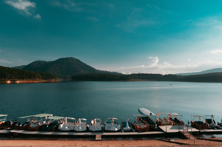 Background hồ Tuyền Lâm Đà Lạt