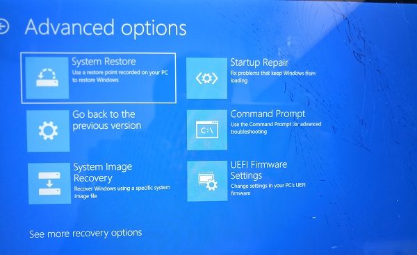 Cài đặt chương trình cơ sở UEFI trong Windows 10