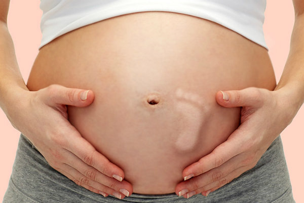 Đoán giới tính thai nhi qua đường lông bụng?