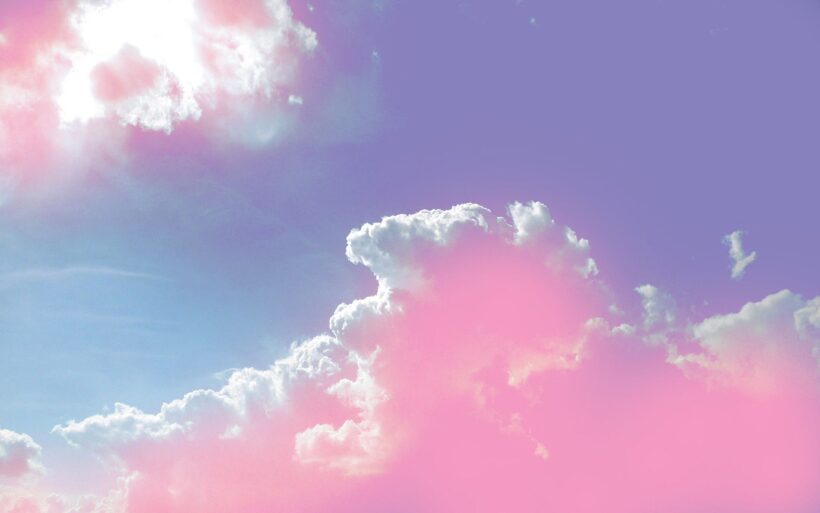 Hình ảnh bầu trời và mây hồng