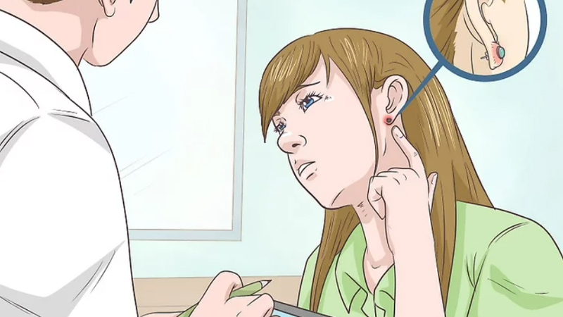 Nhiễm trùng khi tháo khuyên tai