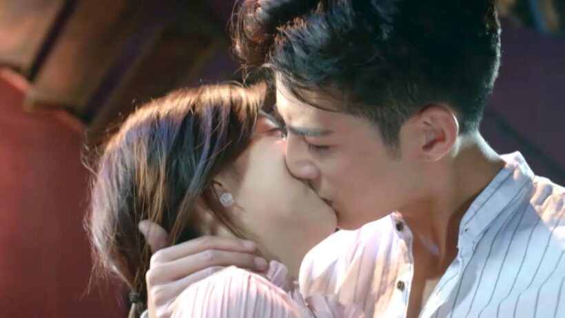 Hình ảnh hôn môi nhau trong phim ngọt ngào