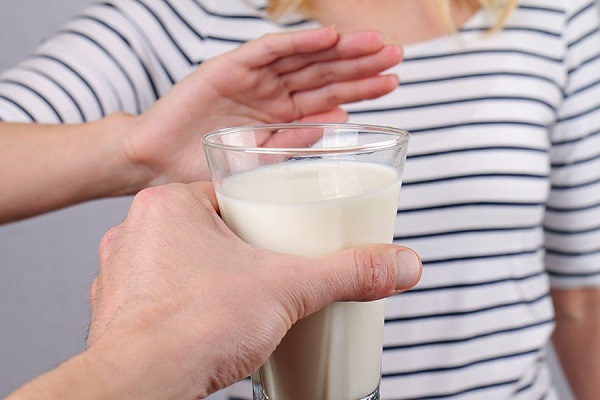 Sau Sinh Uống Sữa Gì Cho Mẹ Nhanh Về Sữa? 