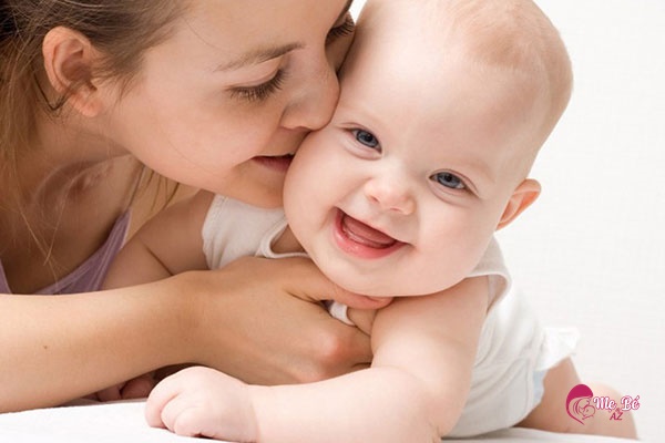 TƯ VẤN: Sau sinh 1 tháng nhổ răng được không? Liệu có hại cho bé?
